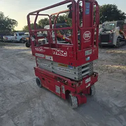 2017 MEC 1930SE Scissor Lift