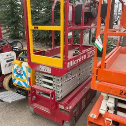 2018 MEC MICRO 19 Scissor Lift