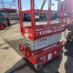 2018 MEC 1330SE Scissor Lift