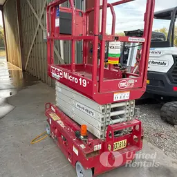 2019 MEC MICRO 19 Scissor Lift