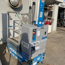 2019 Genie GR-20 Self-Propelled One-Person Lift
