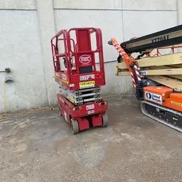 2018 MEC 1930SE Scissor Lift