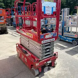 2019 MEC MICRO 19 Scissor Lift