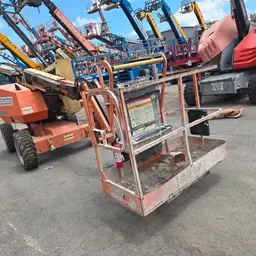 2018 JLG 340AJ Articulating Boom Lift