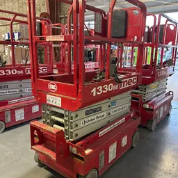2017 MEC 1330SE Scissor Lift