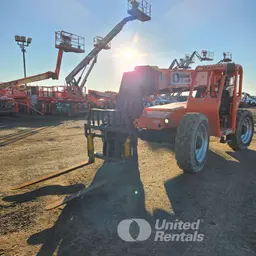 2019 SKYTRAK 8042 Forklift