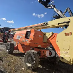 2017 JLG 800AJ Articulating Boom Lift