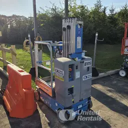 2018 Genie GR-20 Self-Propelled One-Person Lift