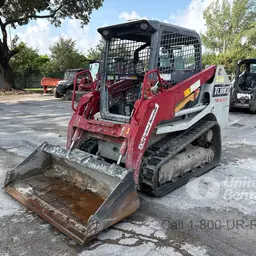 2021 Takeuchi TL8R2R Track Loader