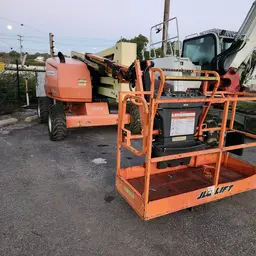 2017 JLG 450AJ Articulating Boom Lift