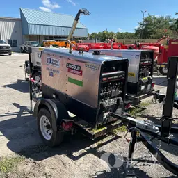 2021 Lincoln Electric VANTAGE 322 Welder