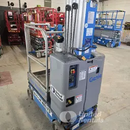 2018 Genie GR-20 Self-Propelled One-Person Lift