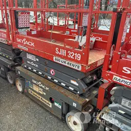 2018 Skyjack SJIII3219 Scissor Lift