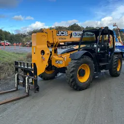 2018 JCB 507-42 Forklift