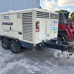 2020 Doosan XP825/HP750WCU Air Compressor