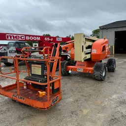2017 JLG 450AJ Articulating Boom Lift
