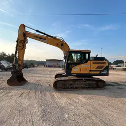 2019 HYUNDAI HX160L Excavator