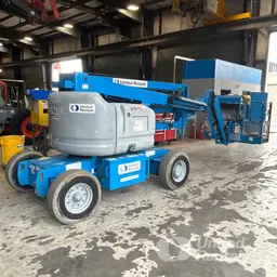 2018 Genie Z-45/25J DC Articulating Boom Lift
