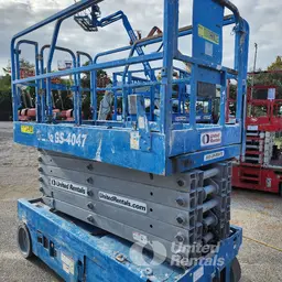 2017 Genie GS-4047 Scissor Lift