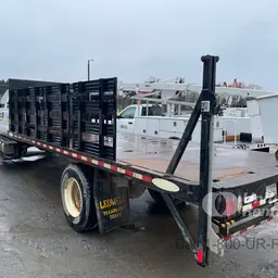 2018 Ford F-750 truck