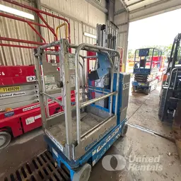 2019 Genie GR-20 Self-Propelled One-Person Lift