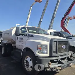 2019 Ford F-750 GAS Water Truck
