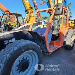 2018 JLG 742 Forklift