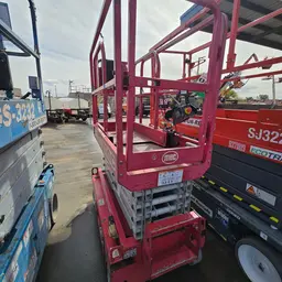 2018 MEC MICRO 19 Scissor Lift