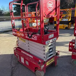 2018 MEC MICRO 19 Scissor Lift