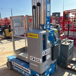 2018 Genie GR-20 Self-Propelled One-Person Lift