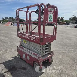 2017 MEC 1330SE Scissor Lift