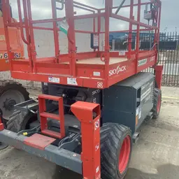 2020 Skyjack SJ6826RT Rough Terrain Scissor Lift