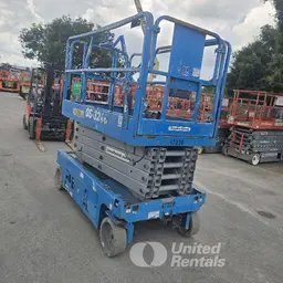 2017 Genie GS-3246 Scissor Lift