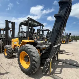 2018 JCB 940 Forklift