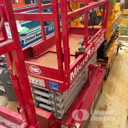2019 MEC MICRO 19 Scissor Lift