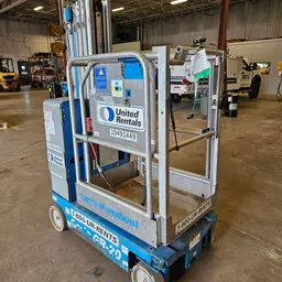 2016 Genie GR-20 Self-Propelled One-Person Lift