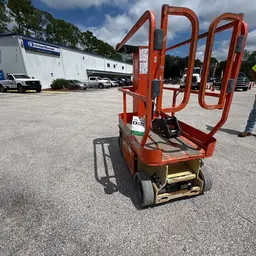 2019 JLG 1230ES Self-Propelled One-Person Lift