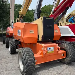 2017 JLG 800AJ Articulating Boom Lift