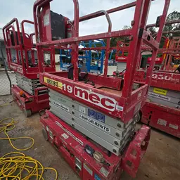 2018 MEC MICRO 19 Scissor Lift