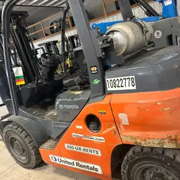 2018 Toyota 8FG35U Warehouse Forklift