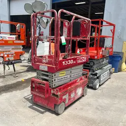 2018 MEC 1330SE Scissor Lift