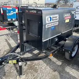 2022 Lincoln Electric LE400 Welder