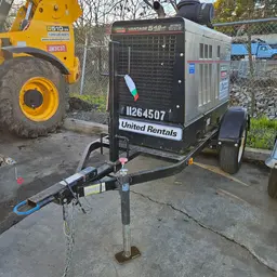 2021 Lincoln Electric VANTAGE 549 Welder