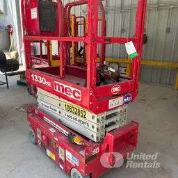 2018 MEC 1330SE Scissor Lift