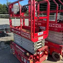 2019 MEC MICRO 19 Scissor Lift