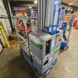 2019 Genie GR-20 Self-Propelled One-Person Lift