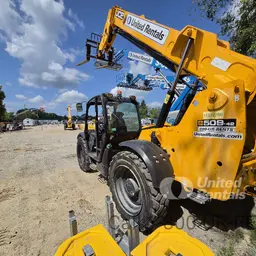2022 JCB 509-42 Forklift