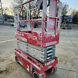 2021 MEC MICRO 26 Scissor Lift