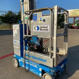 2019 Genie GR-20 Self-Propelled One-Person Lift
