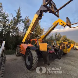 2018 JLG 1055 Forklift